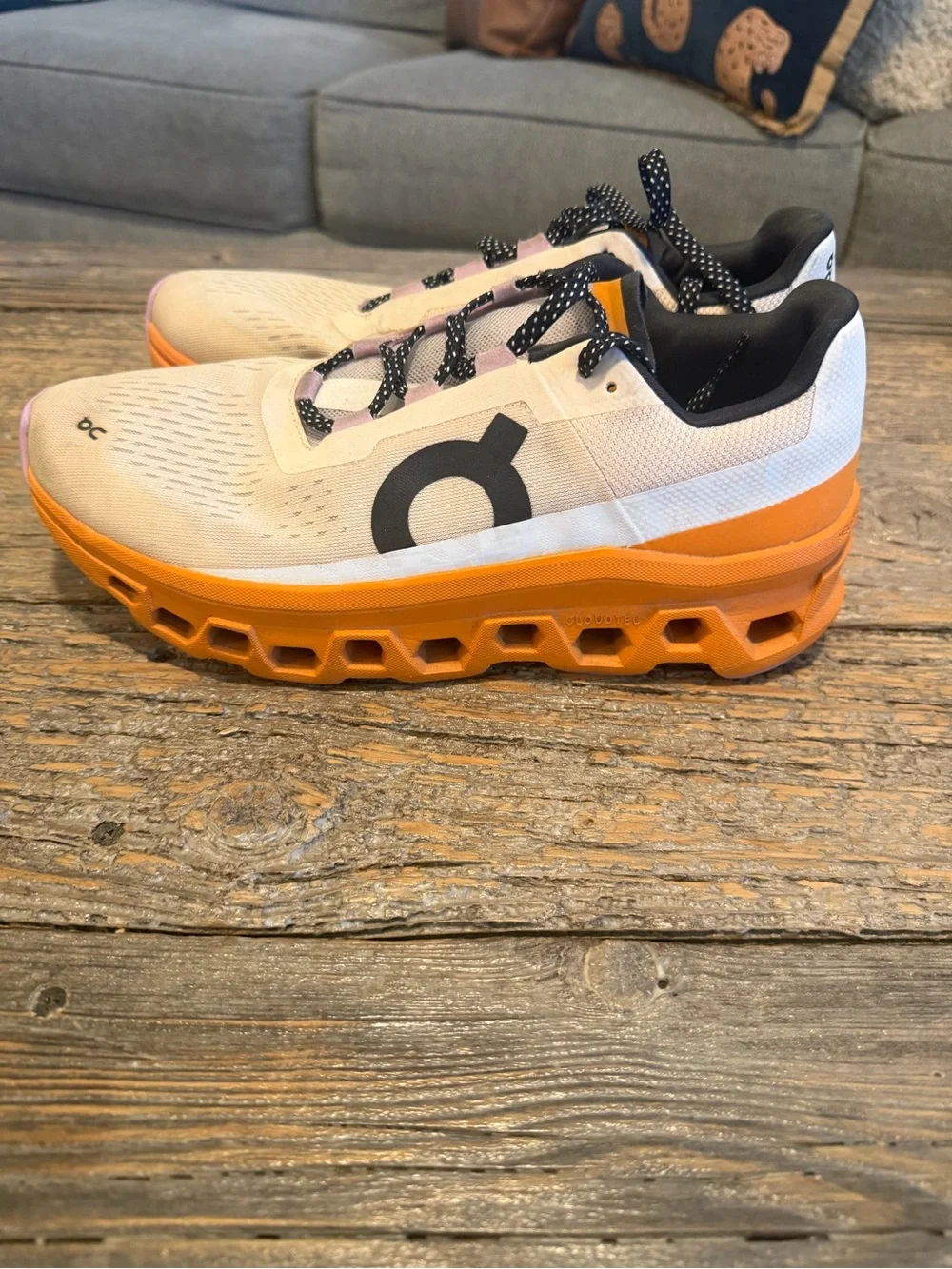 On Cloud Running Shoes - Women’s Size 10